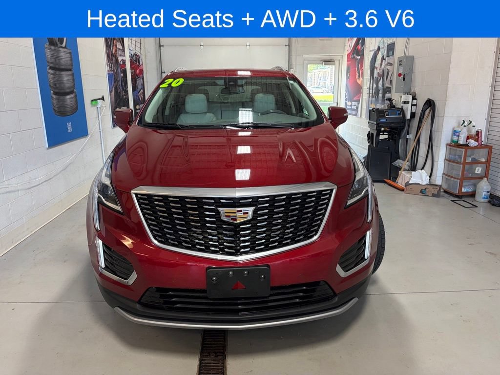 Used 2020 Cadillac XT5 Premium Luxury AWD/4WD image 2