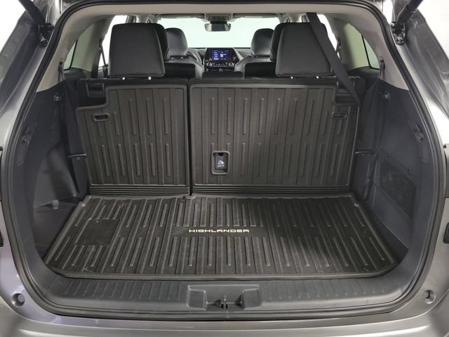 Used 2026 Toyota Highlander XLE AWD/4WD image 23