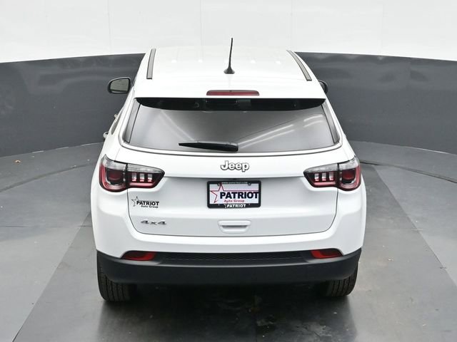 Used 2025 Jeep Compass Sport w/ Mopar Graphics Package AWD/4WD image 28
