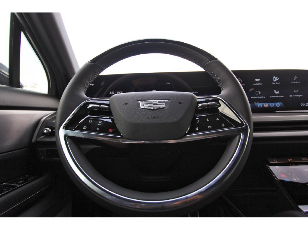 New 2027 Cadillac Vistiq Luxury AWD/4WD image 14