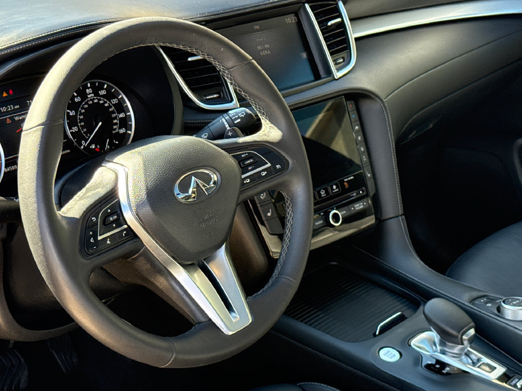 Used 2020 INFINITI QX50 Luxe FWD image 18