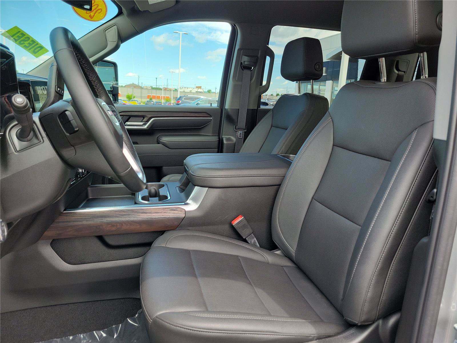 Used 2026 GMC Sierra 2500 SLT w/ SLT Convenience Package AWD/4WD image 16