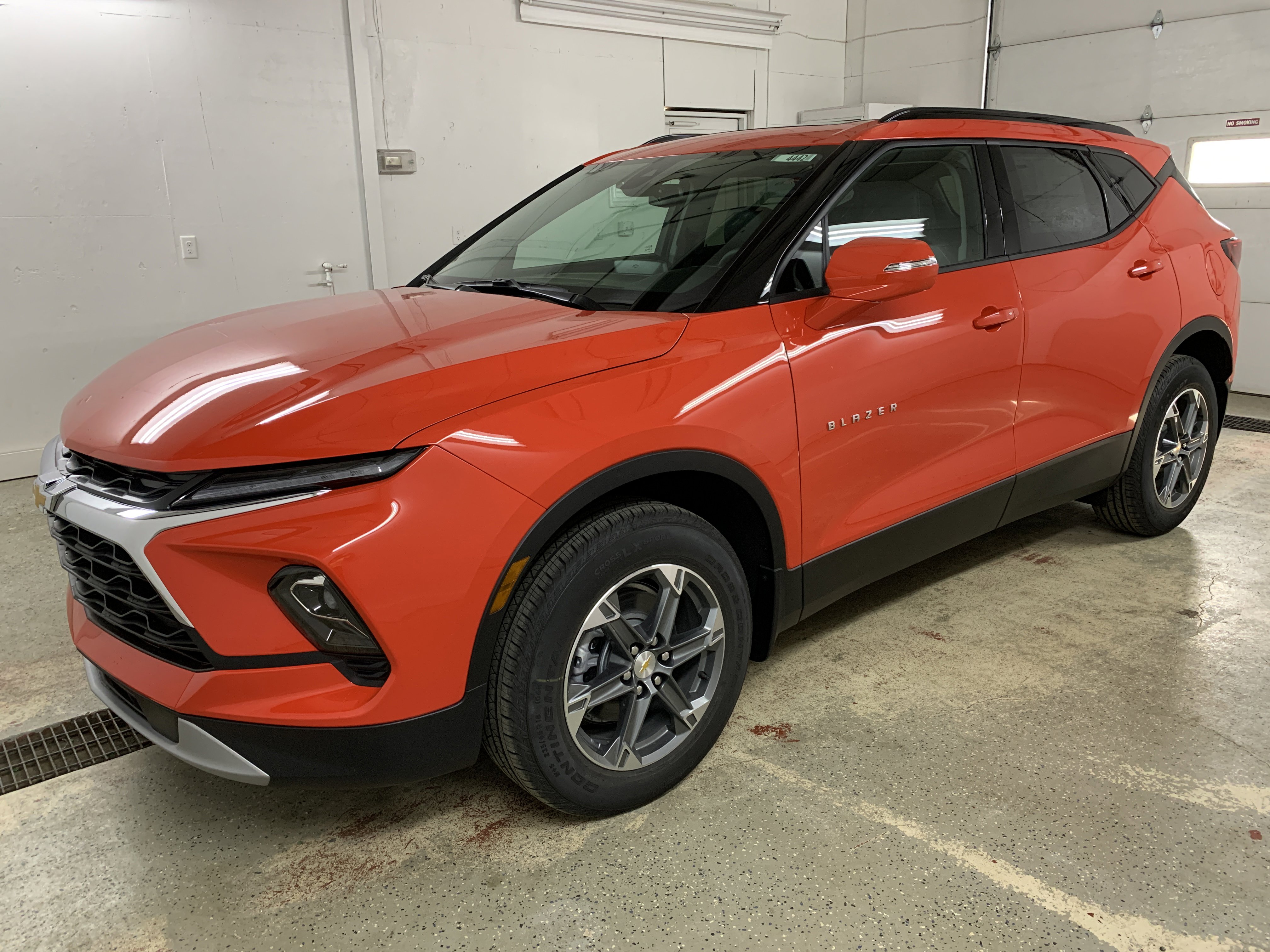 New 2025 Chevrolet Blazer LT image 3
