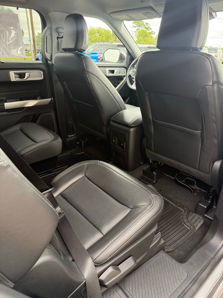 Used 2022 Ford Explorer Limited RWD image 24