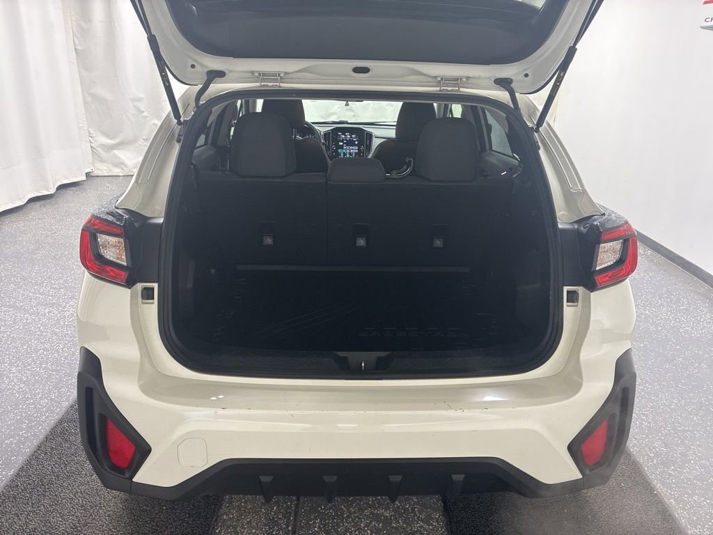 Used 2024 Subaru Crosstrek 2.0i Premium image 6
