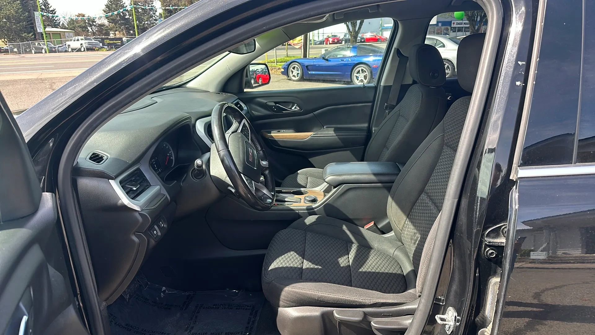 Used 2018 GMC Acadia SLE AWD/4WD image 7
