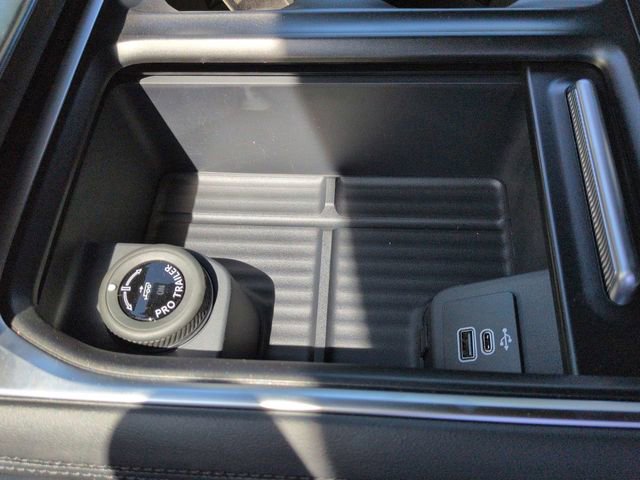 New 2026 Ford Expedition Tremor image 25