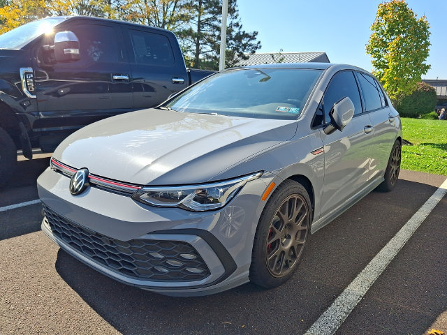 Used 2024 Volkswagen GTI SE FWD image 3
