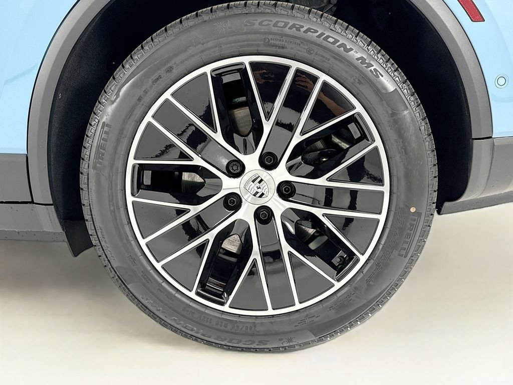 New 2026 Porsche Macan Electric image 34