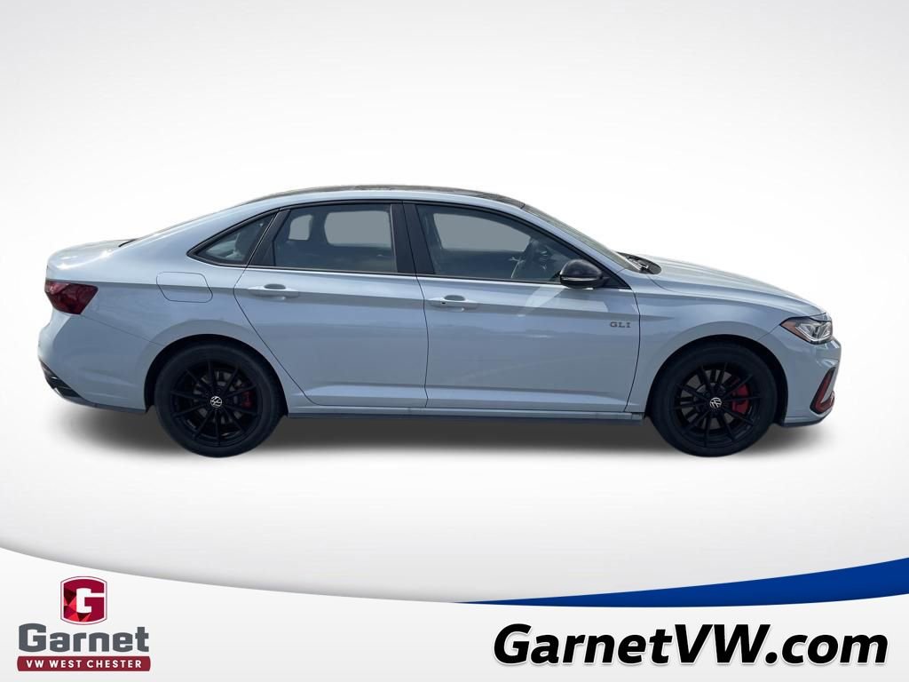 Used 2025 Volkswagen Jetta GLI Autobahn w/ GLI Black Package image 7