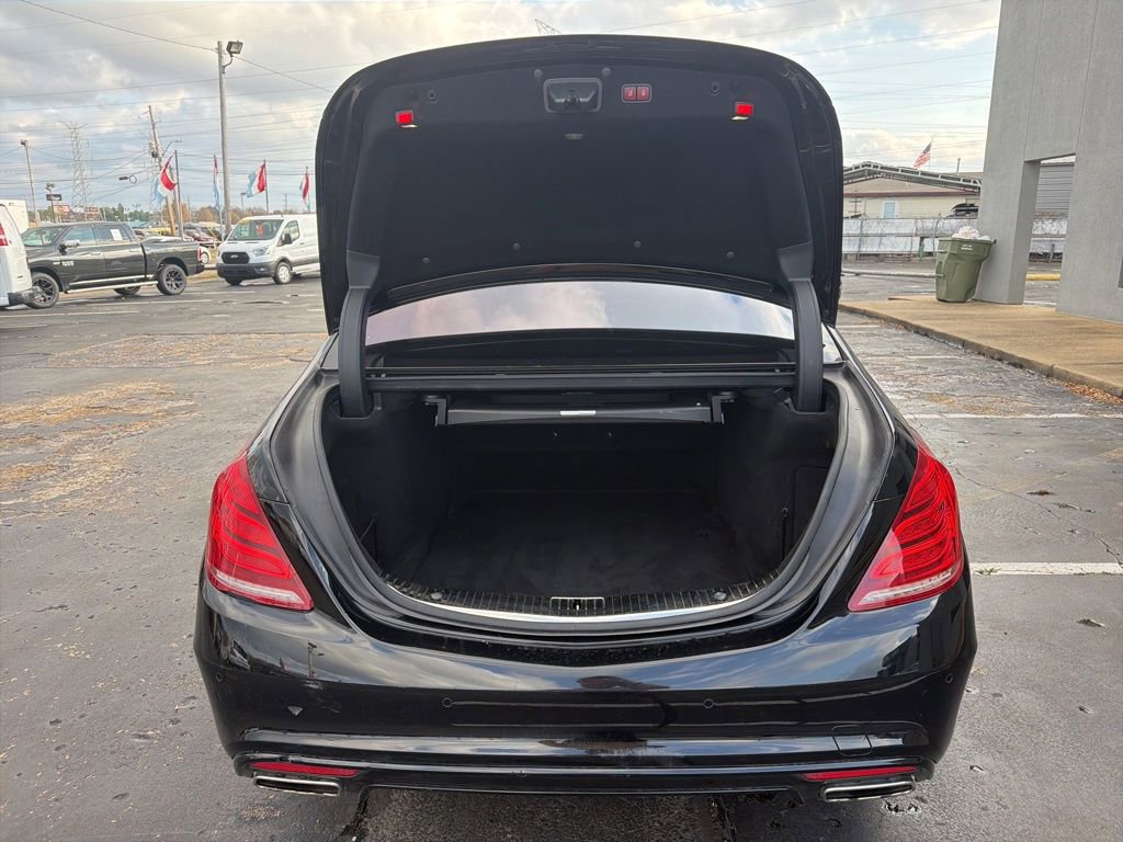 Used 2015 Mercedes-Benz S 550 Sedan image 31