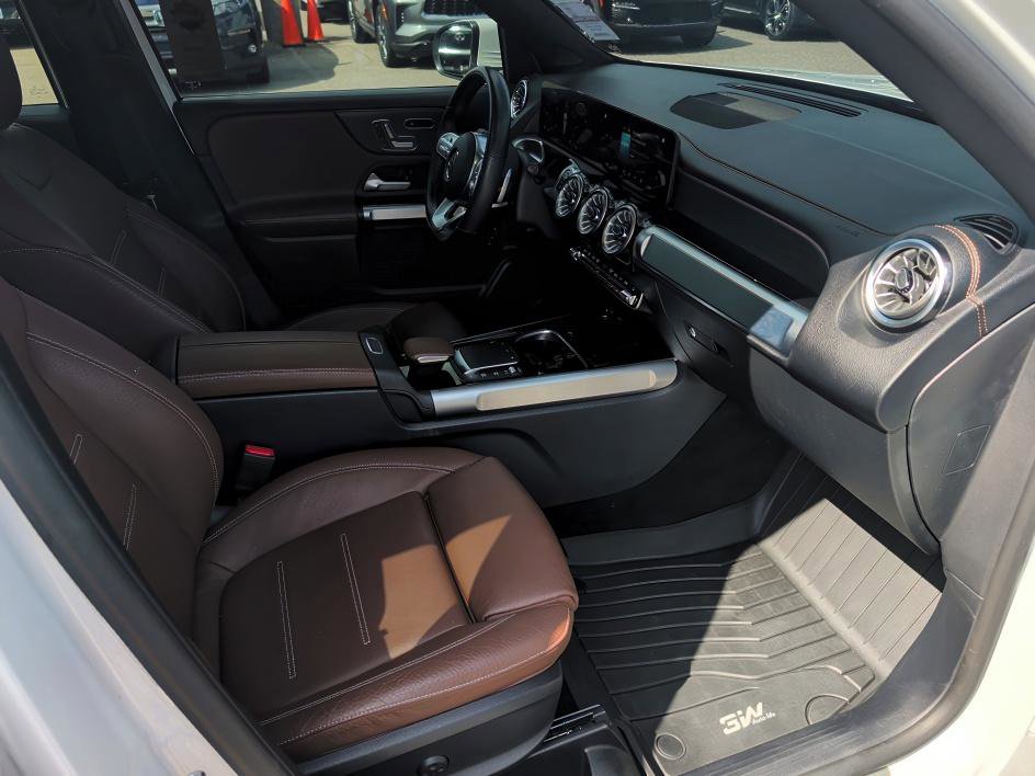 Used 2022 Mercedes-Benz GLB 250 image 12