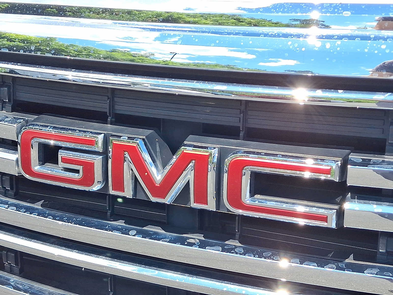 Used 2023 GMC Acadia SLE w/ Driver Convenience Package AWD/4WD image 30
