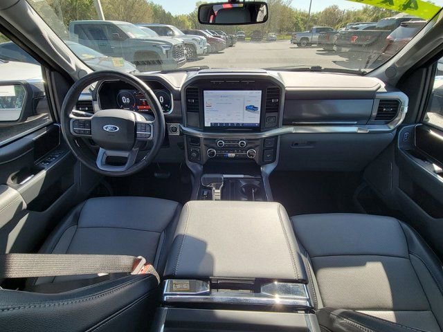 Used 2023 Ford F150 Lariat image 2