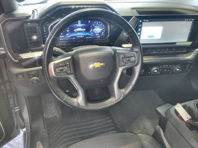 Used 2023 Chevrolet Silverado 1500 LT AWD/4WD image 20