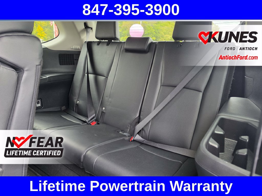 Used 2024 Toyota Grand Highlander AWD image 31