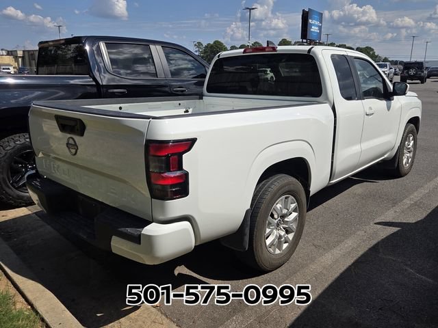 Used 2023 Nissan Frontier SV RWD image 4