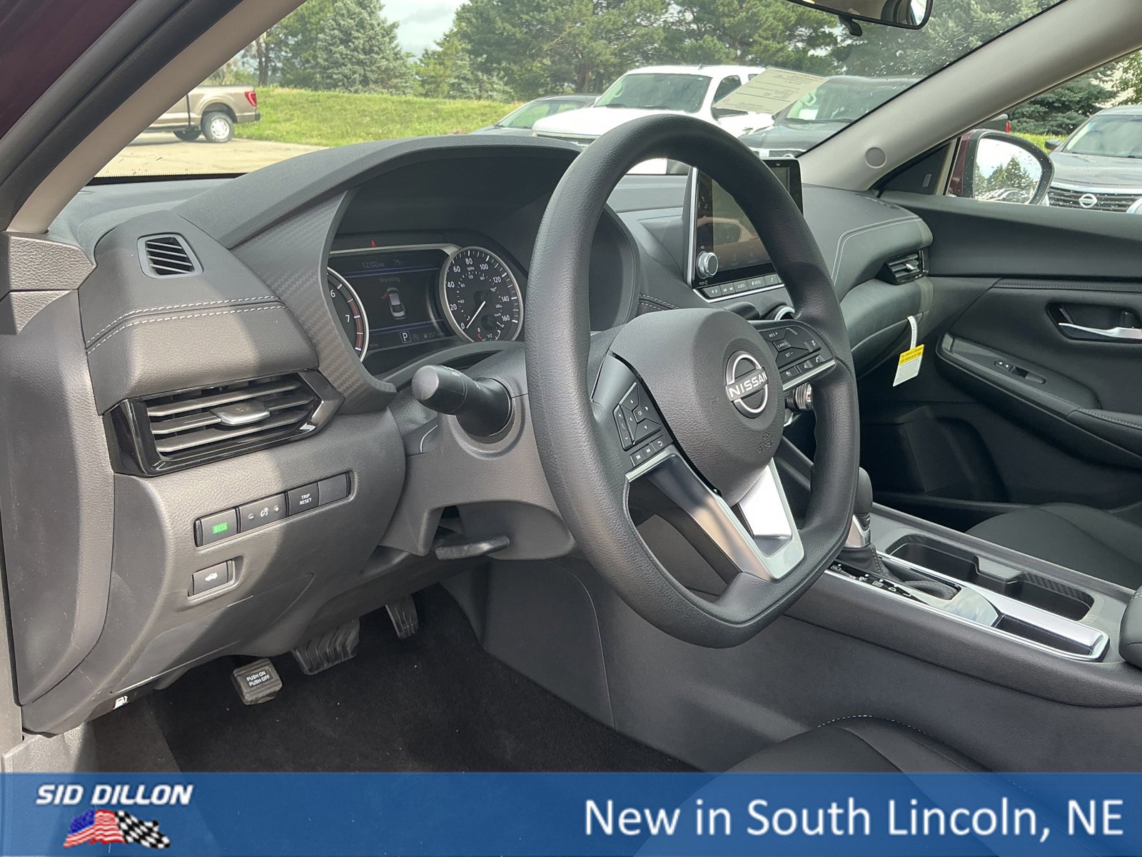 New 2025 Nissan Sentra SV w/ Trunk Package image 6