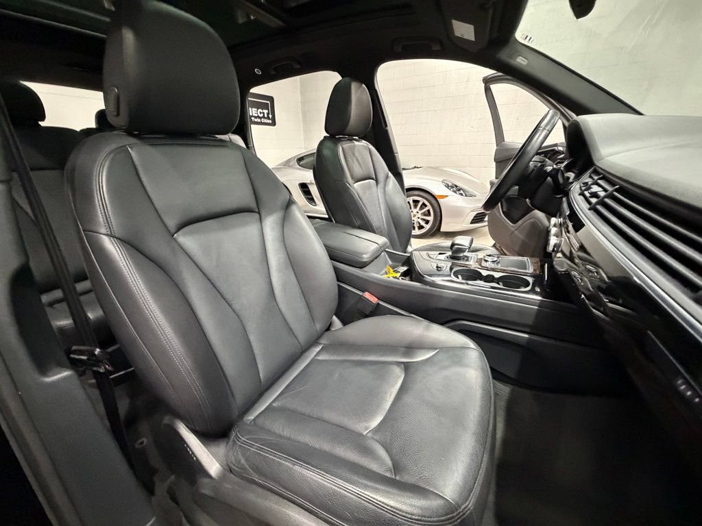 Used 2017 Audi Q7 3.0T Premium Plus AWD/4WD image 34