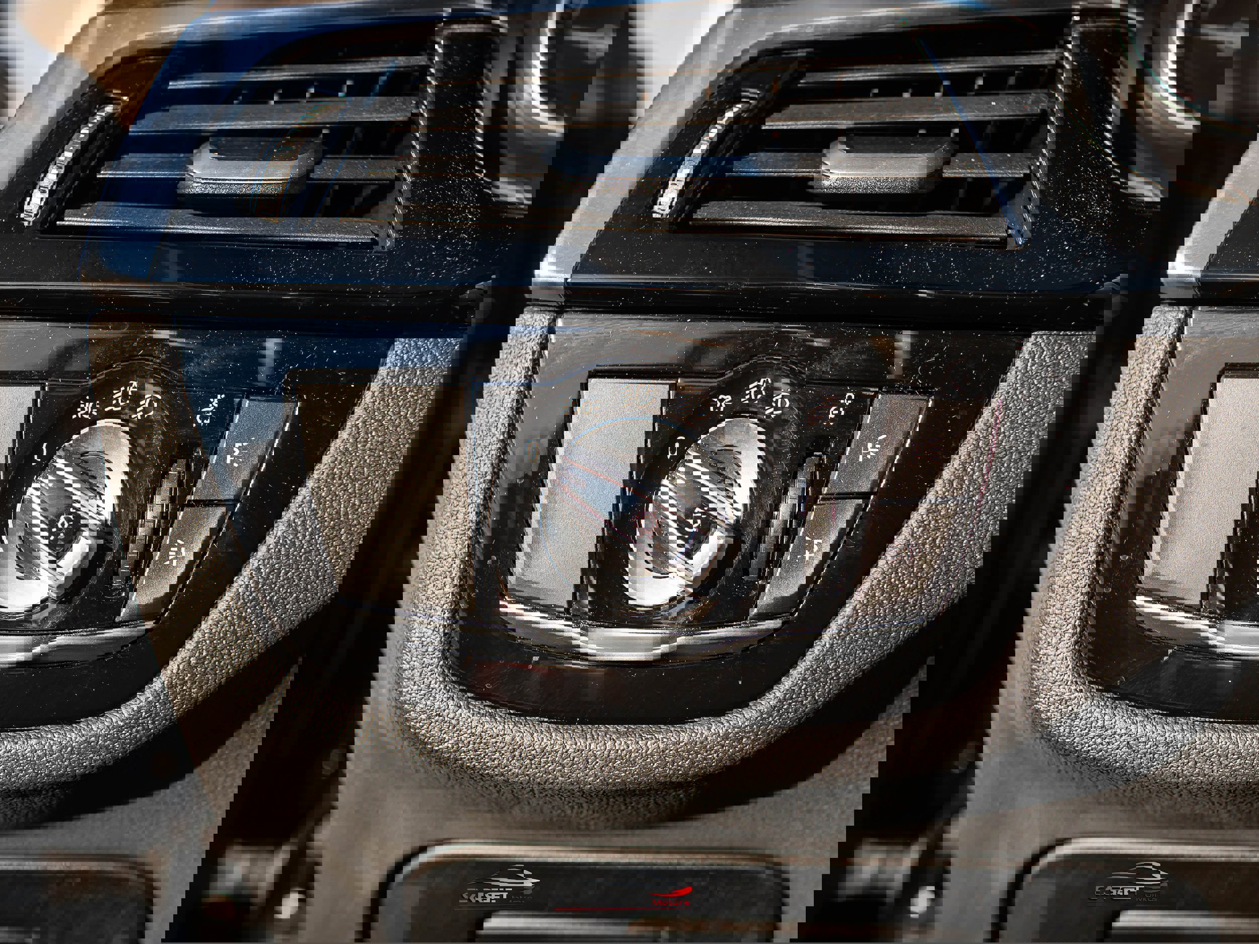 Used 2019 BMW 540i image 35