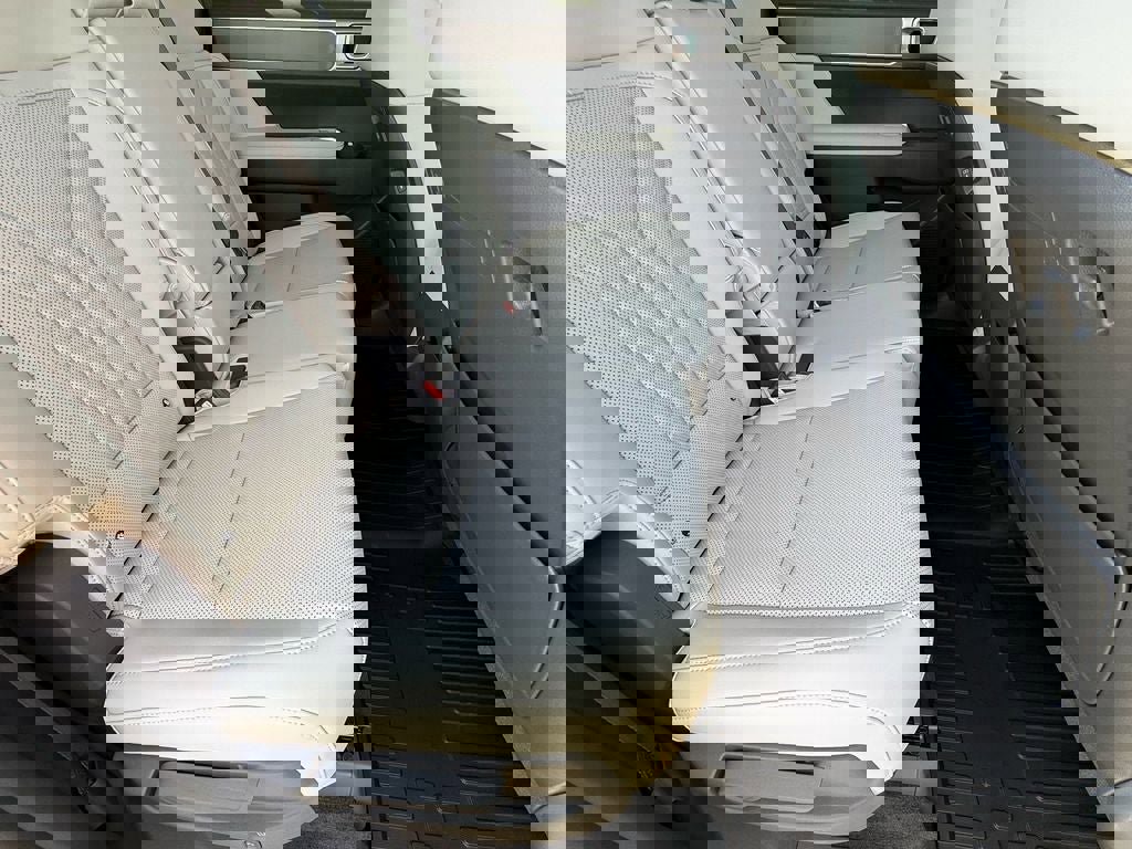 New 2026 Hyundai Santa Fe SEL FWD image 11