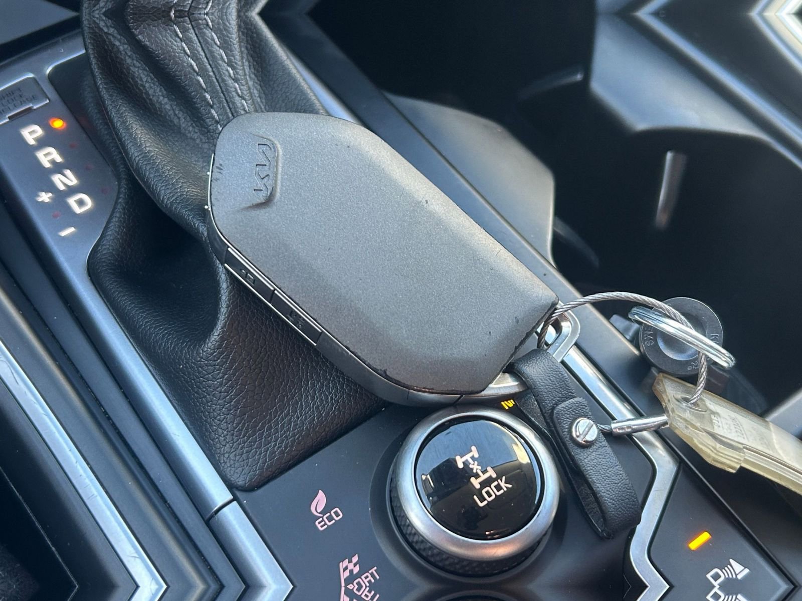 Used 2024 Kia Sorento S image 22