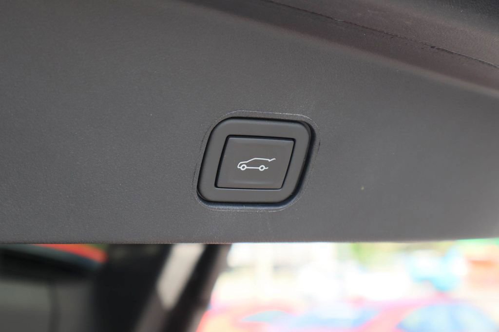 Used 2024 Cadillac Lyriq Tech AWD/4WD image 27