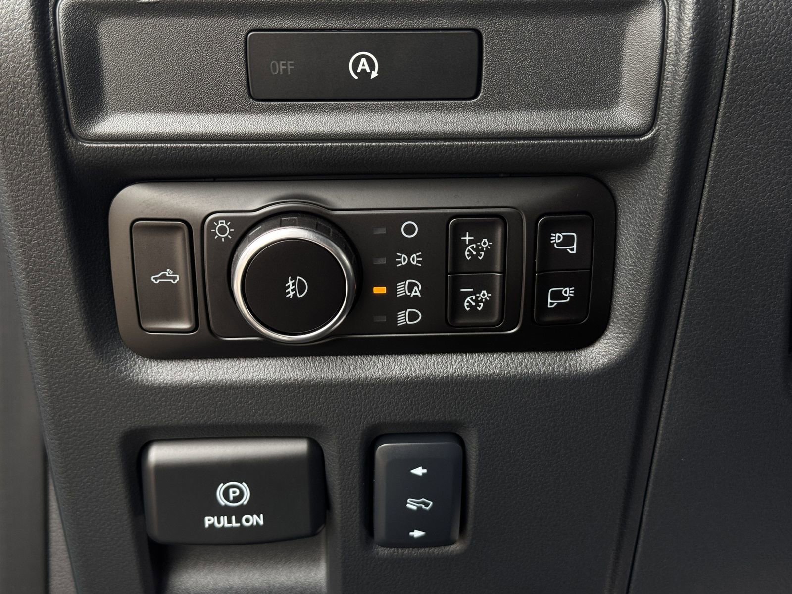 Certified 2025 Ford F150 Platinum w/ Equipment Group 702A High image 24