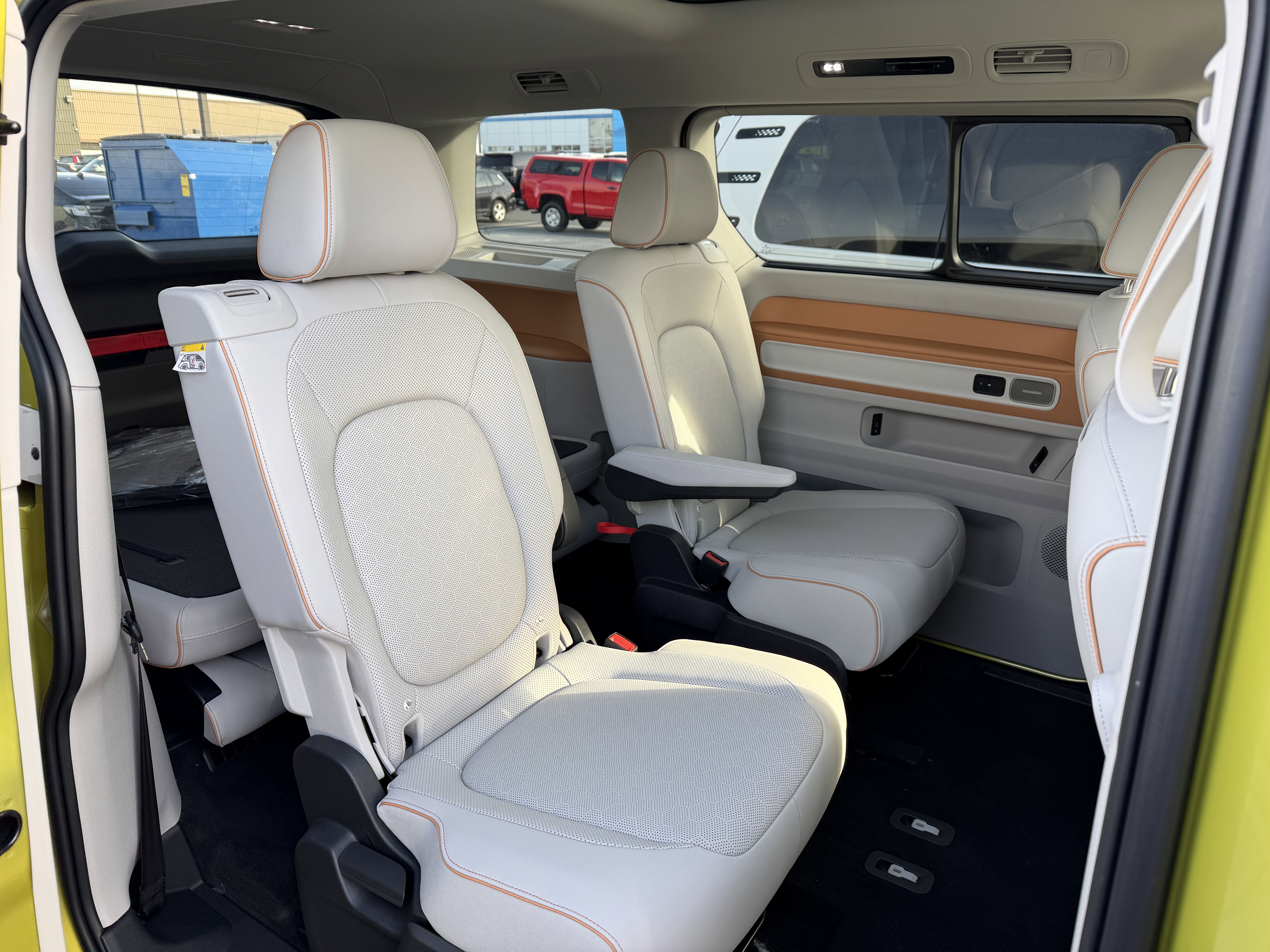 New 2025 Volkswagen ID. Buzz Pro S Plus image 29