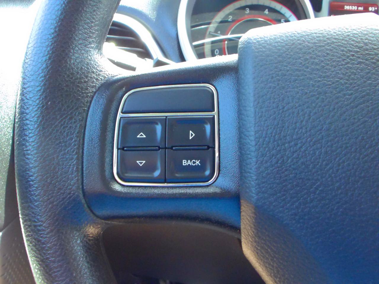 Used 2020 Dodge Journey SE w/ Blacktop Package FWD image 16