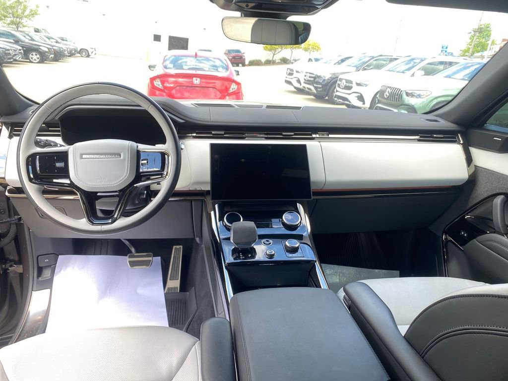 Used 2023 Land Rover Range Rover Sport SE Dynamic AWD/4WD image 12