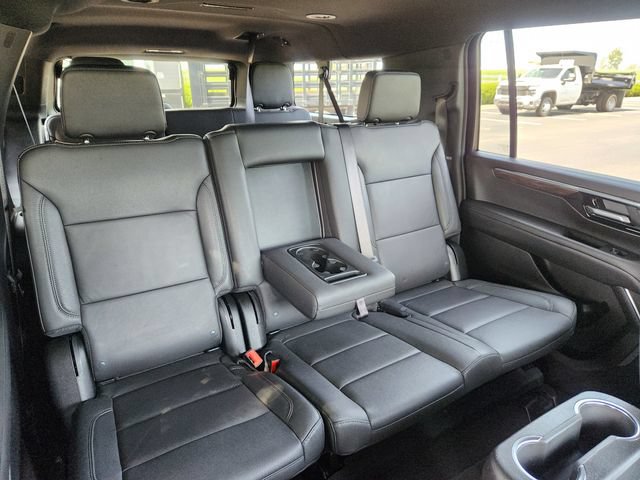 Used 2026 Chevrolet Suburban Z71 AWD/4WD image 30