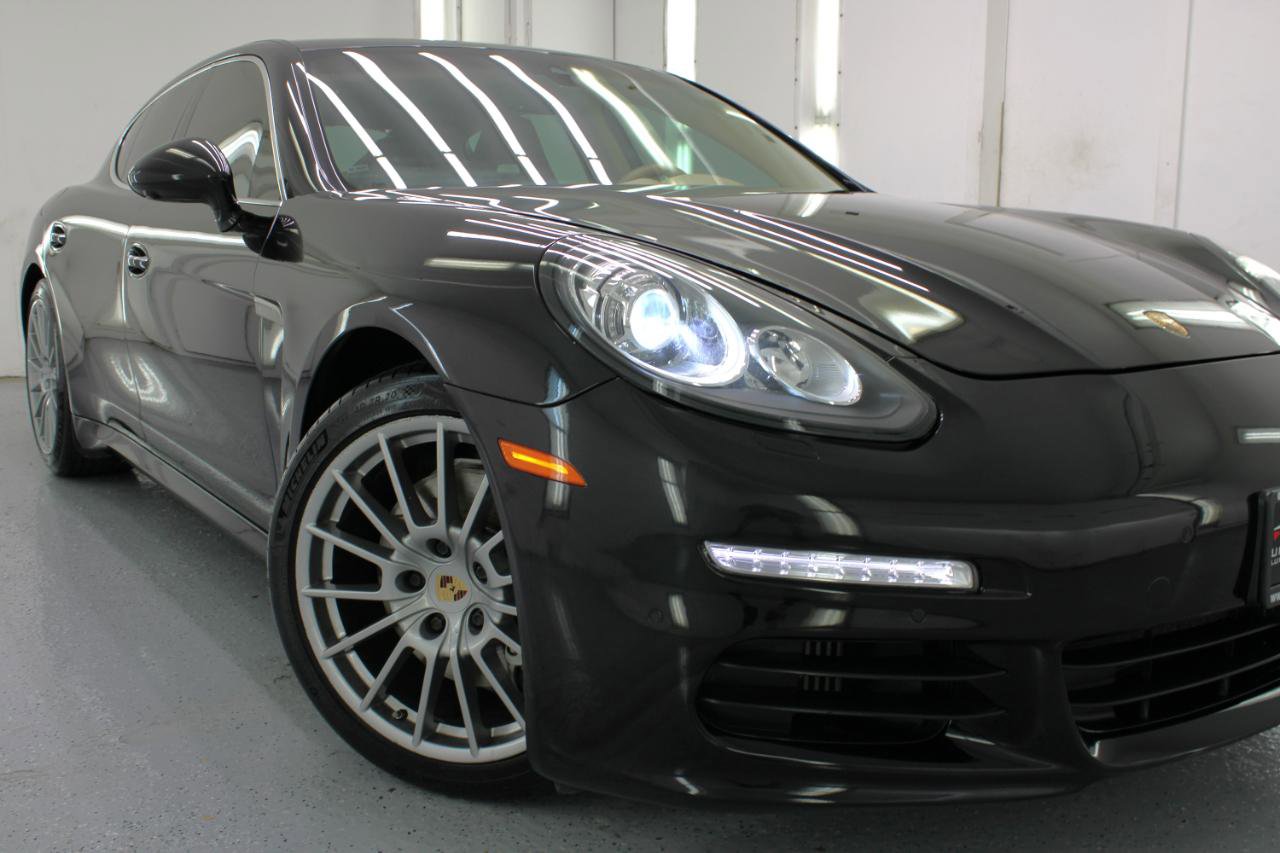 Used 2014 Porsche Panamera S image 14