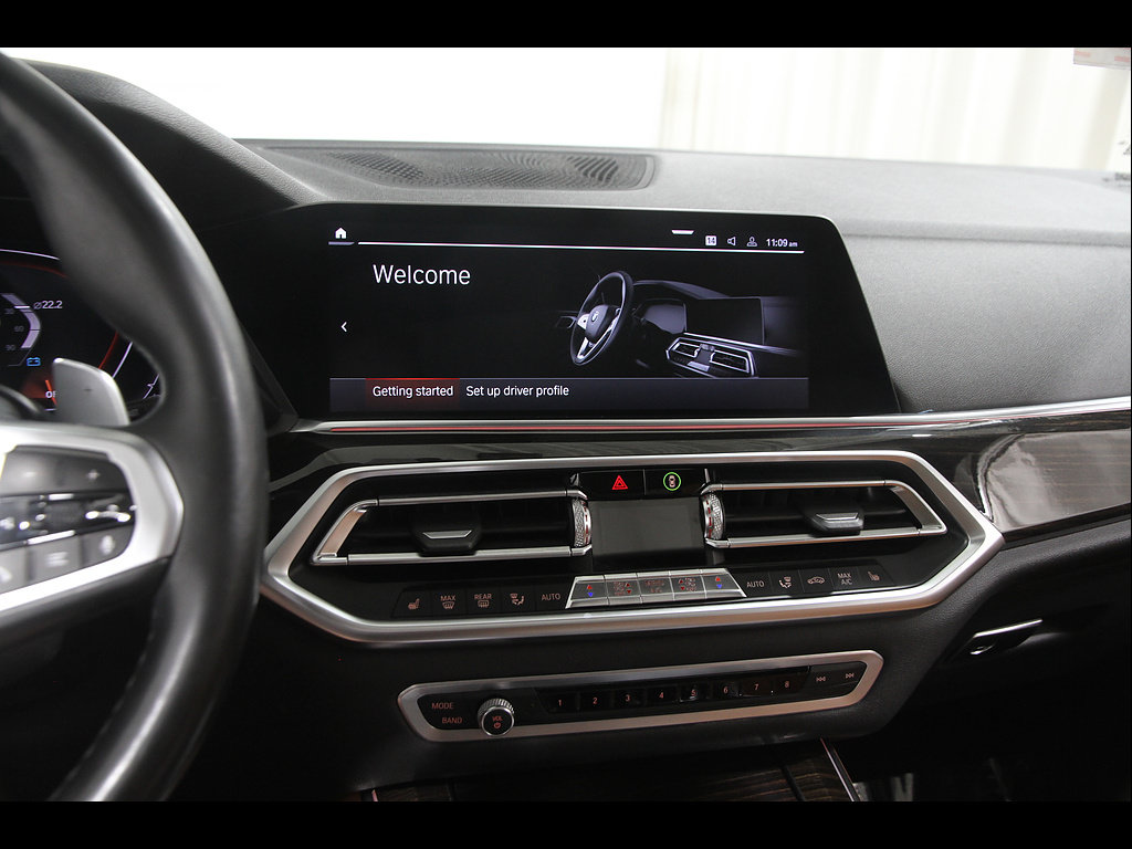 Used 2019 BMW X5 xDrive40i w/ M Sport Package AWD/4WD image 9