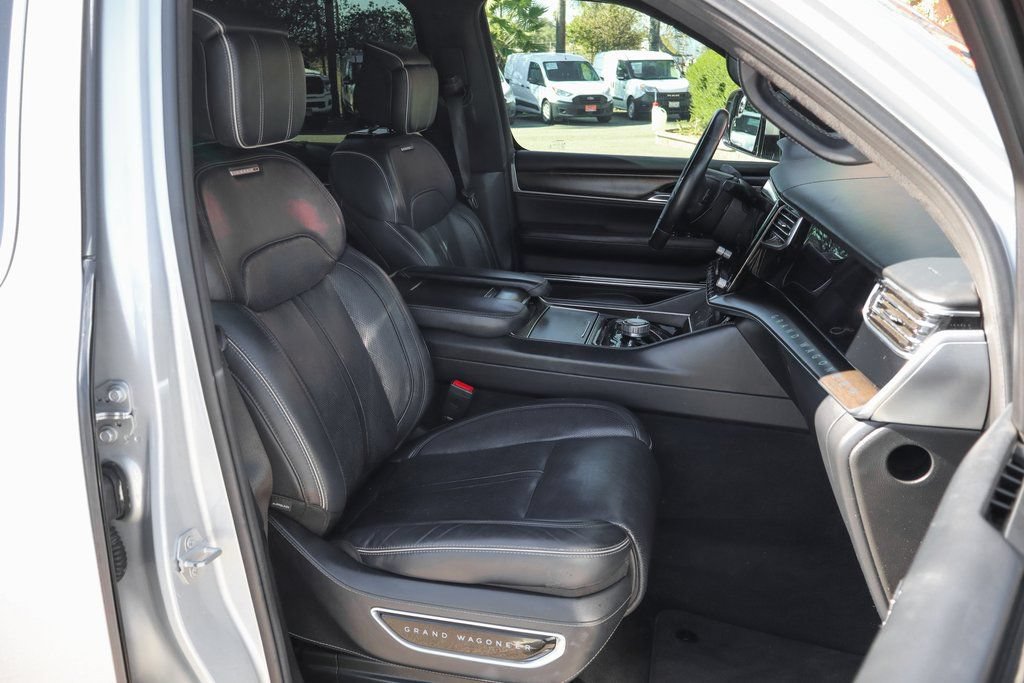 Used 2022 Jeep Grand Wagoneer Series II w/ Convenience Group III AWD/4WD image 57