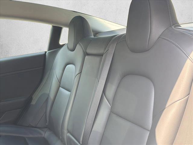 Used 2020 Tesla Model 3 Long Range image 17