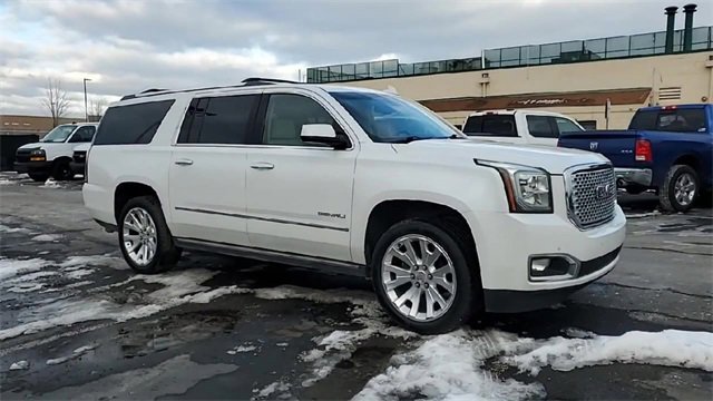 Used 2016 GMC Yukon XL Denali w/ Open Road Package image 2