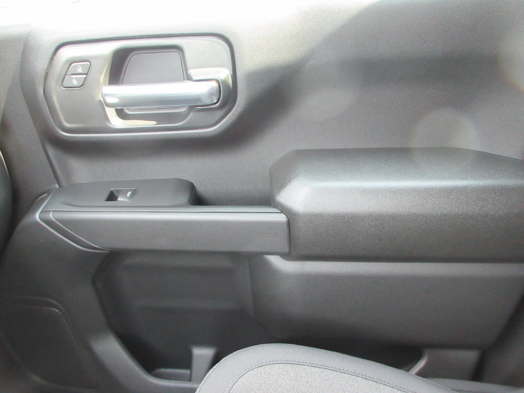 New 2026 Chevrolet Silverado 1500 Custom w/ Turbomax Blackout Package AWD/4WD image 30