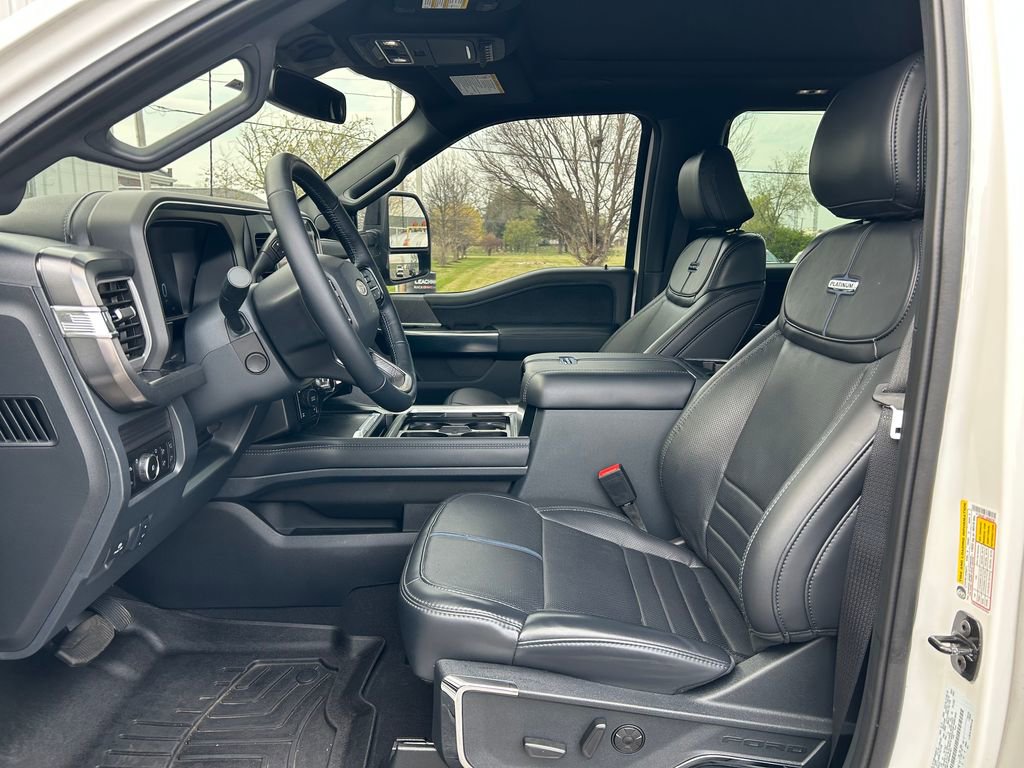 Used 2025 Ford F350 Platinum image 16