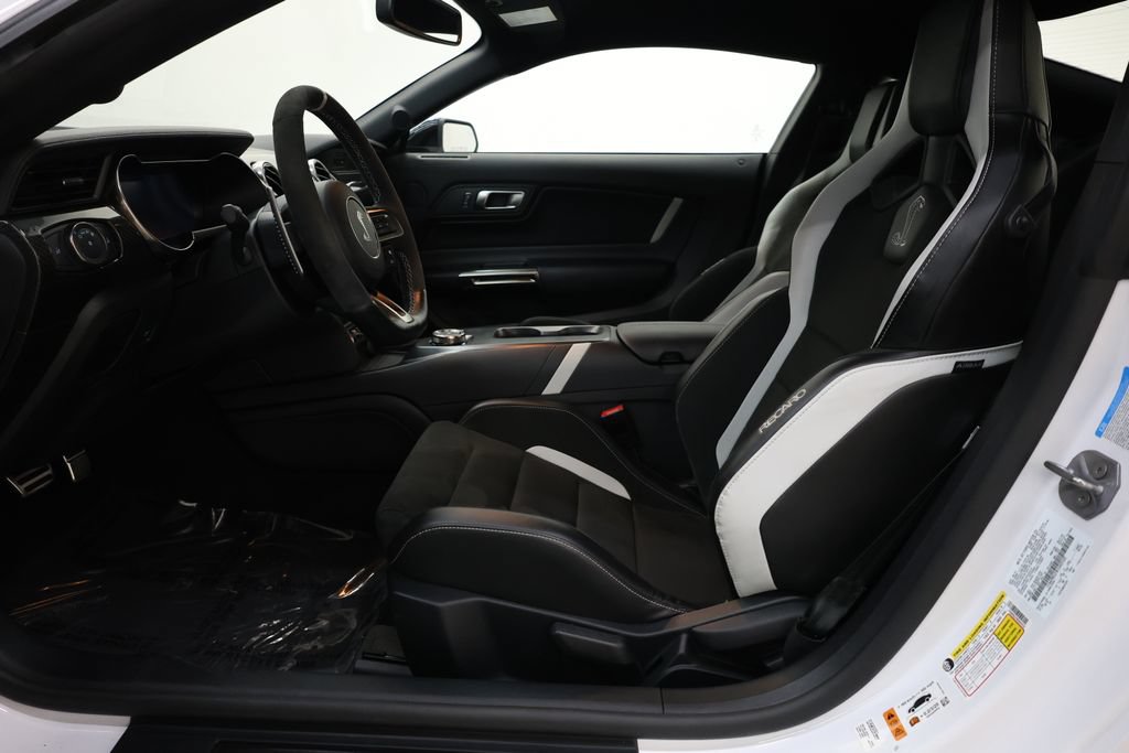 Used 2022 Ford Mustang Shelby GT500 w/ Carbon Fiber Track Pack RWD image 92
