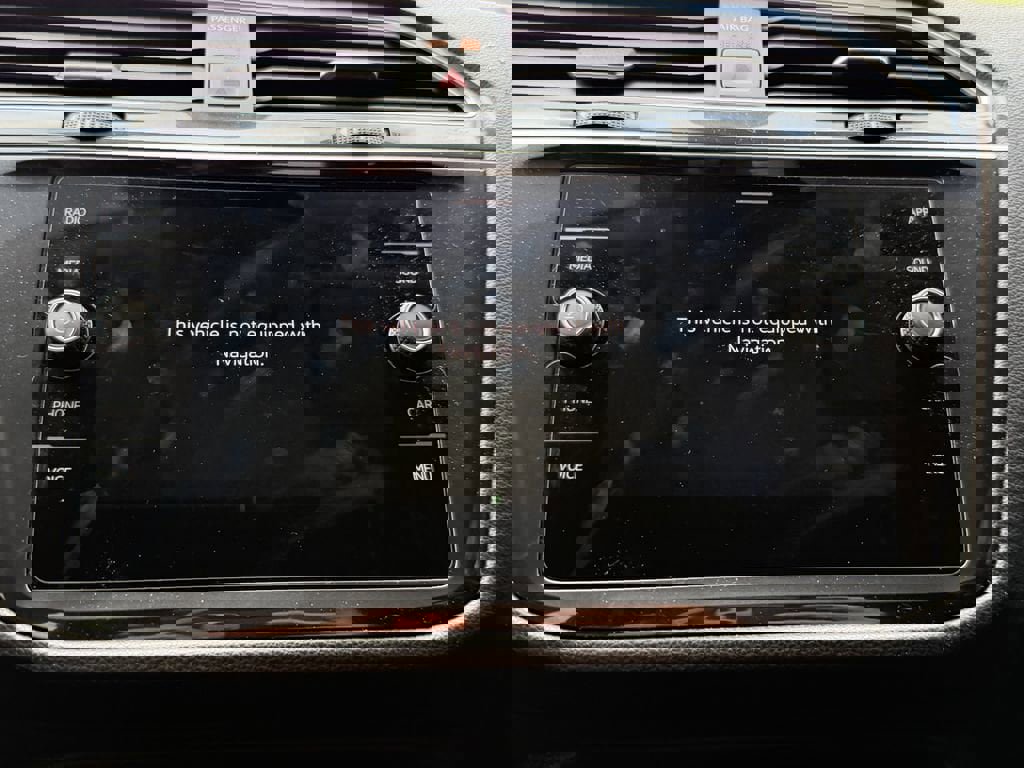 Used 2024 Volkswagen Tiguan S image 23