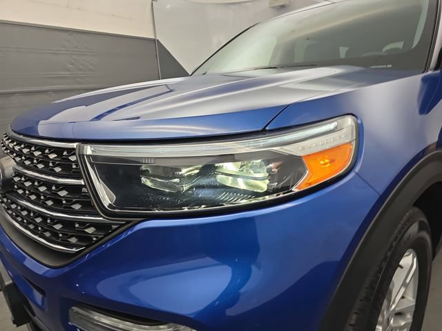 Used 2022 Ford Explorer XLT w/ Equipment Group 202A image 14