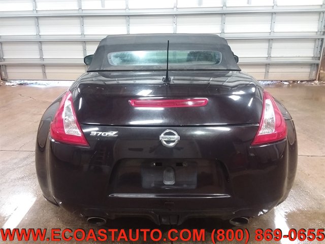 Used 2010 Nissan 370Z Touring image 8