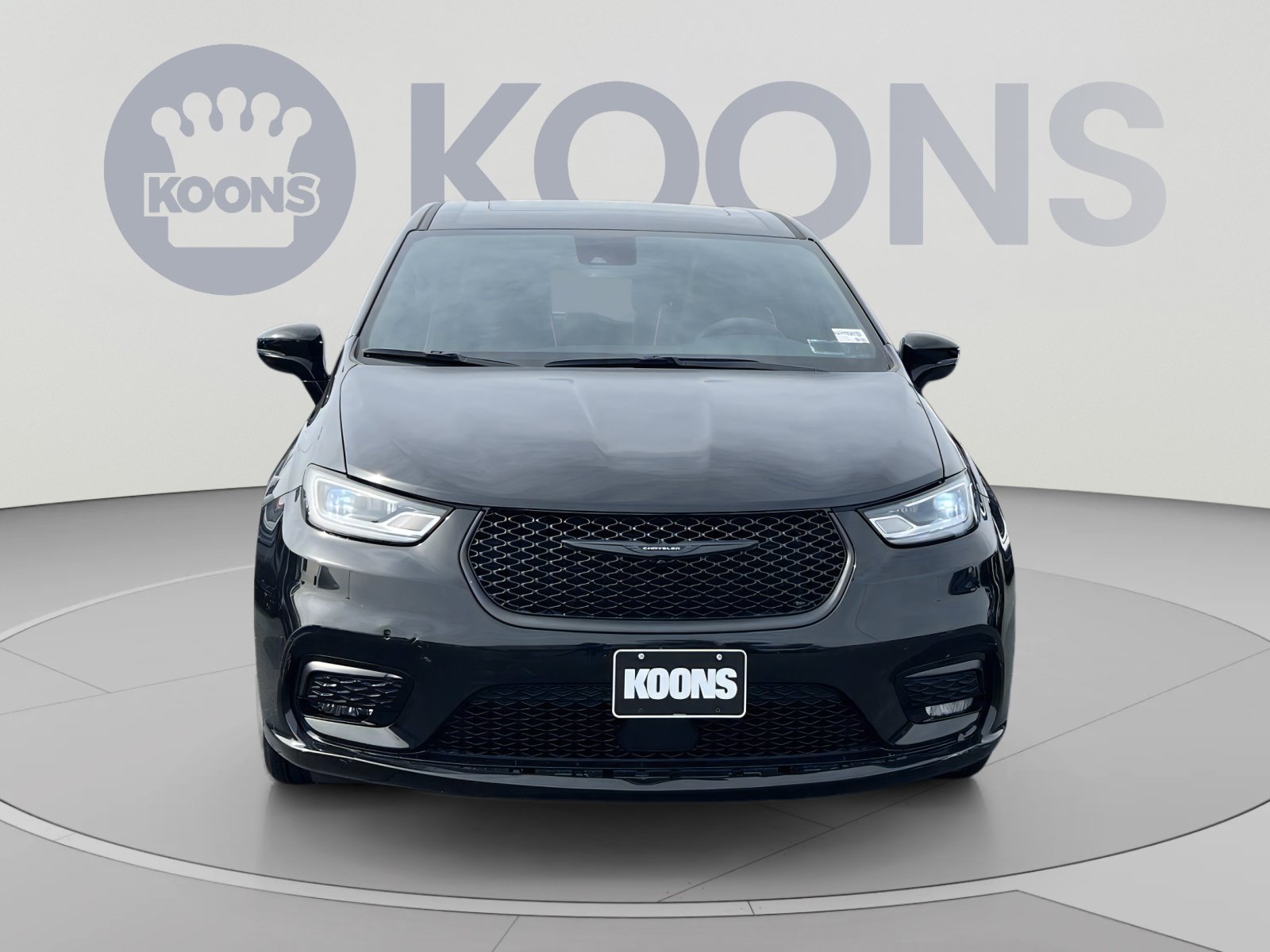 Used 2023 Chrysler Pacifica Limited w/ S Appearance Package FWD image 4