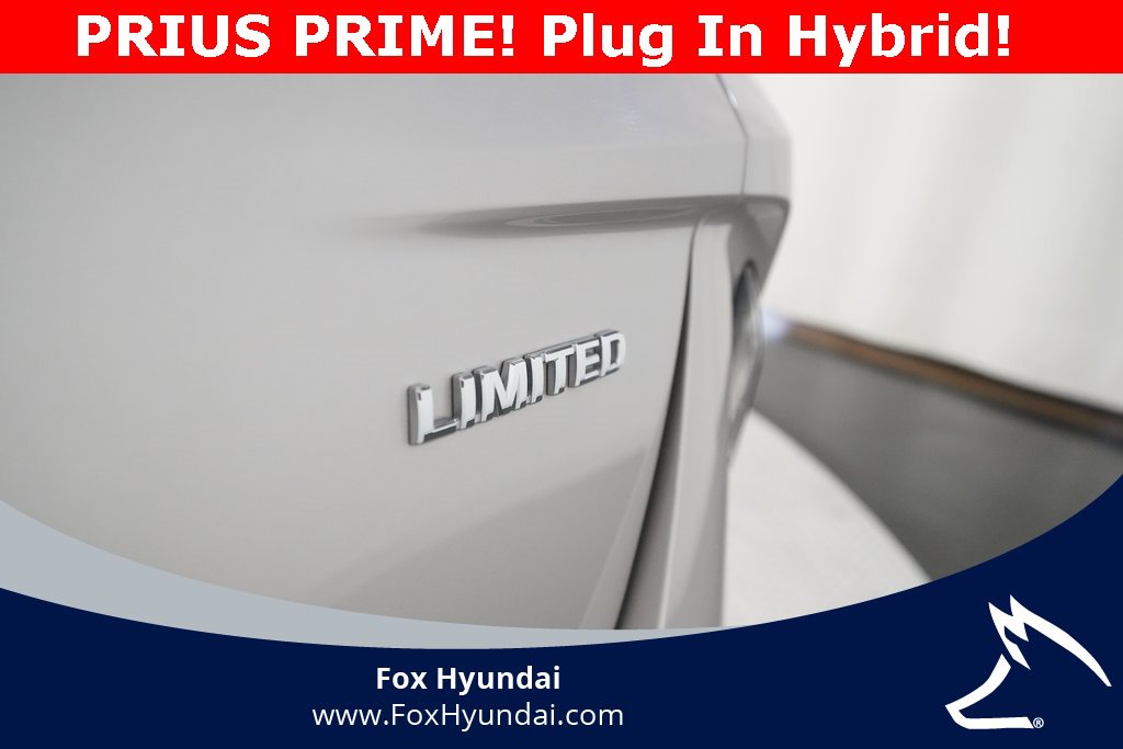 Used 2021 Toyota Prius Prime Limited w/ Carpet Mat Package (TMS) image 33