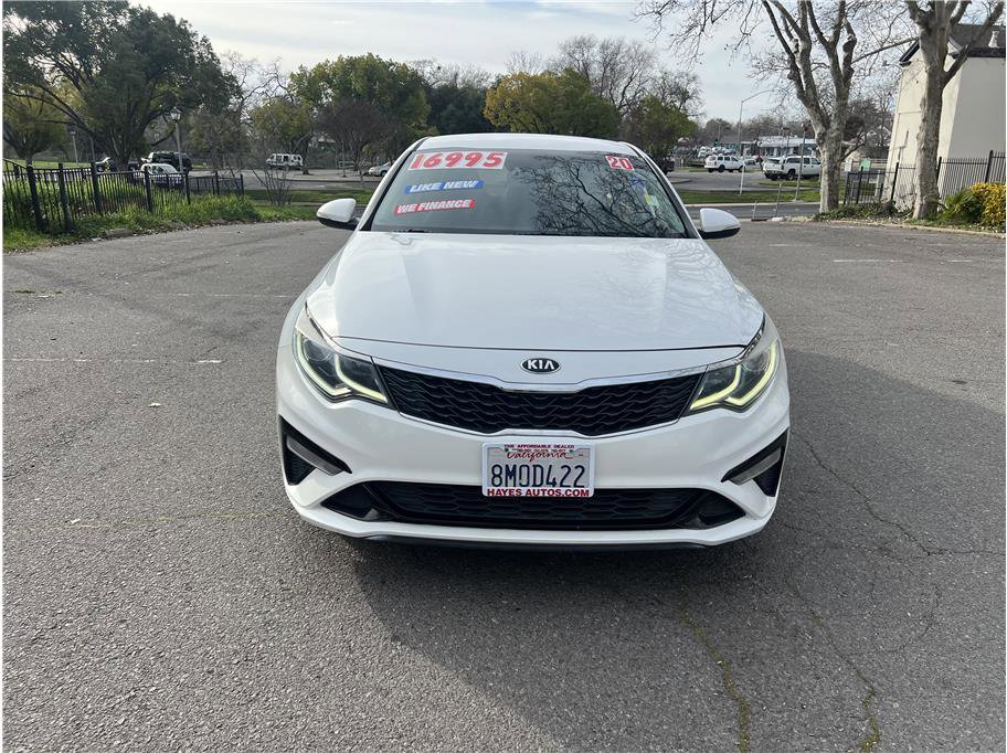 Used 2020 Kia Optima LX image 2