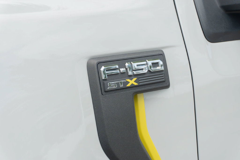 Used 2024 Ford F150 STX RWD image 5