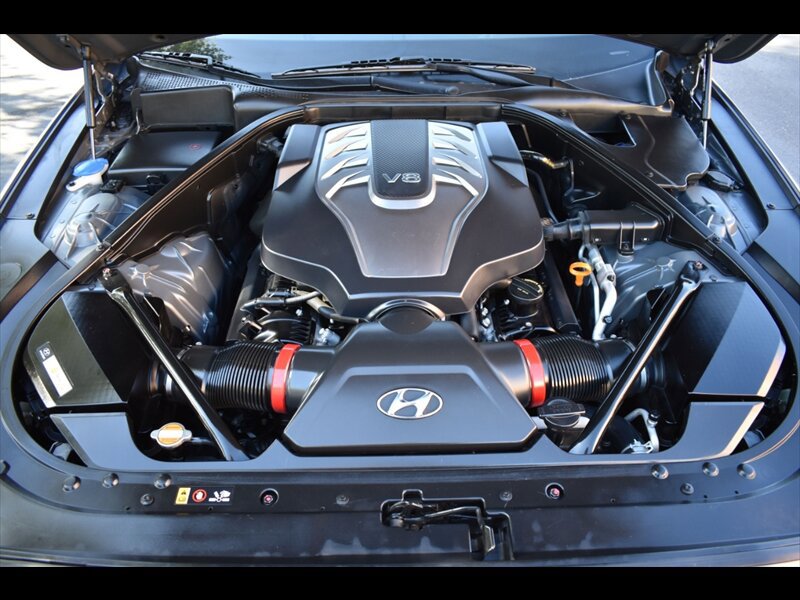 Used 2015 Hyundai Genesis 5.0 RWD image 44