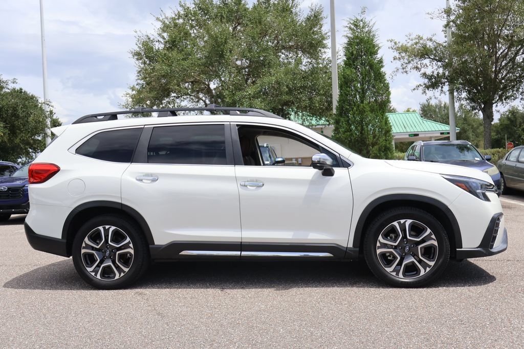 Used 2023 Subaru Ascent Touring AWD/4WD image 8