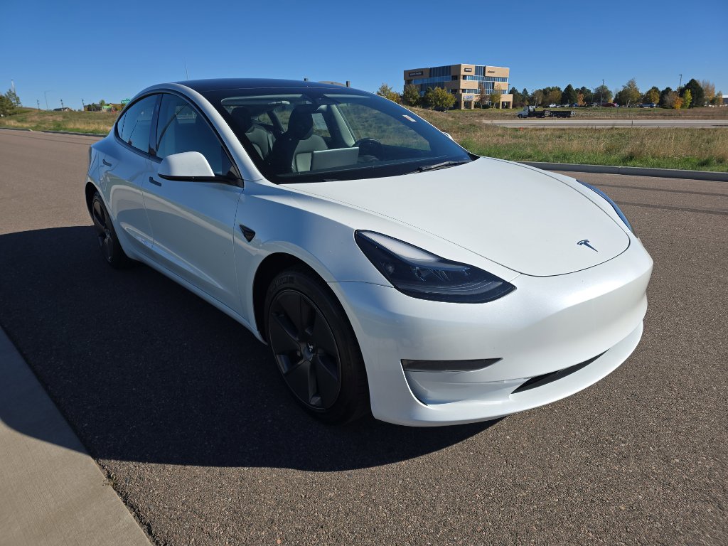 Used 2023 Tesla Model 3 Standard Range image 7
